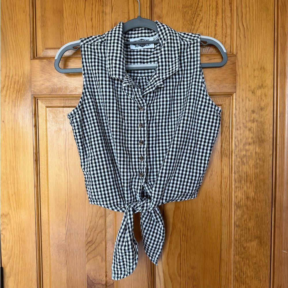 Cotton Black and White Checkered Sleeveless Button Down size Large